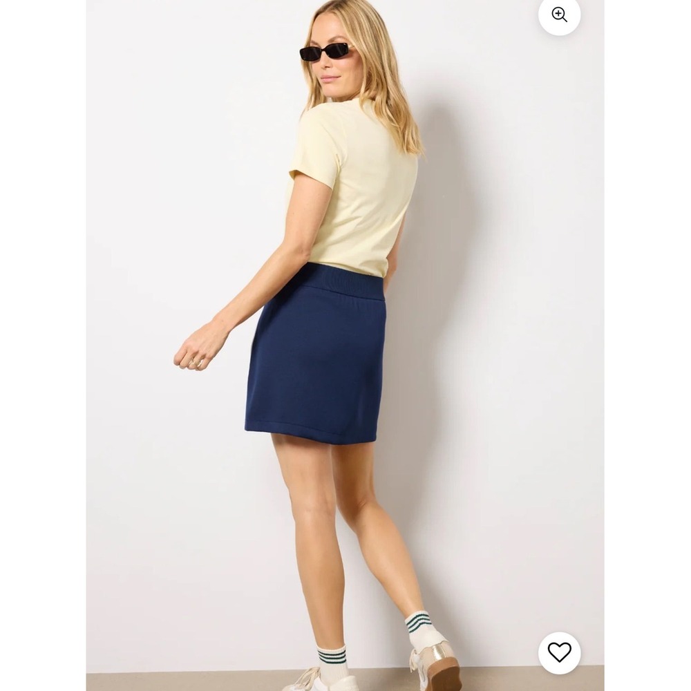 SPANX AirEssentials Pique Skort Timeless Navy size Medium NWT - Picture 4 of 15